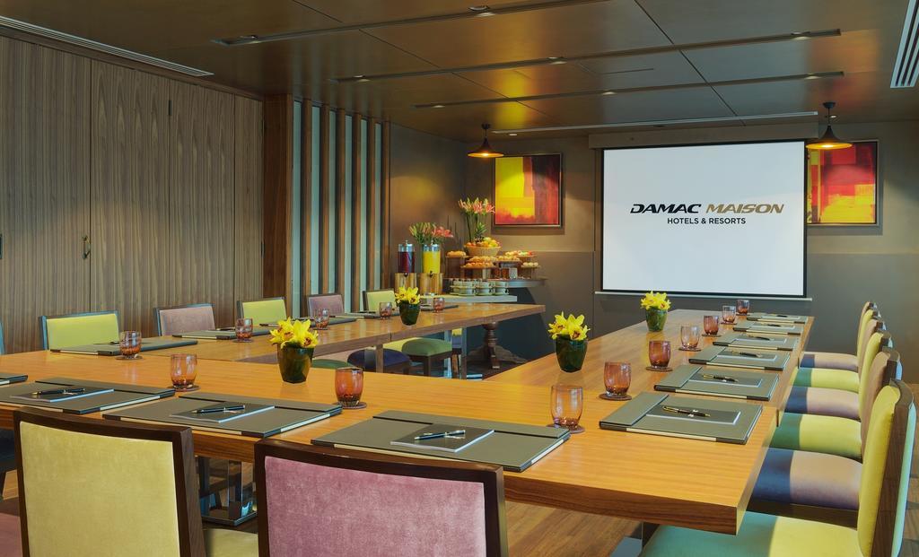 Апарт-отель Damac Maison Canal Views Дубай
